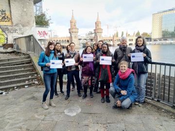 Frauenservice feiert 35 Jahre im Rahmen einer Bildungsreise nach Berlin