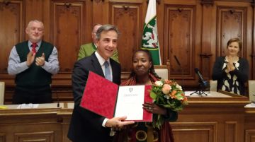 Edith Abawe erhält Menschenrechtspreis